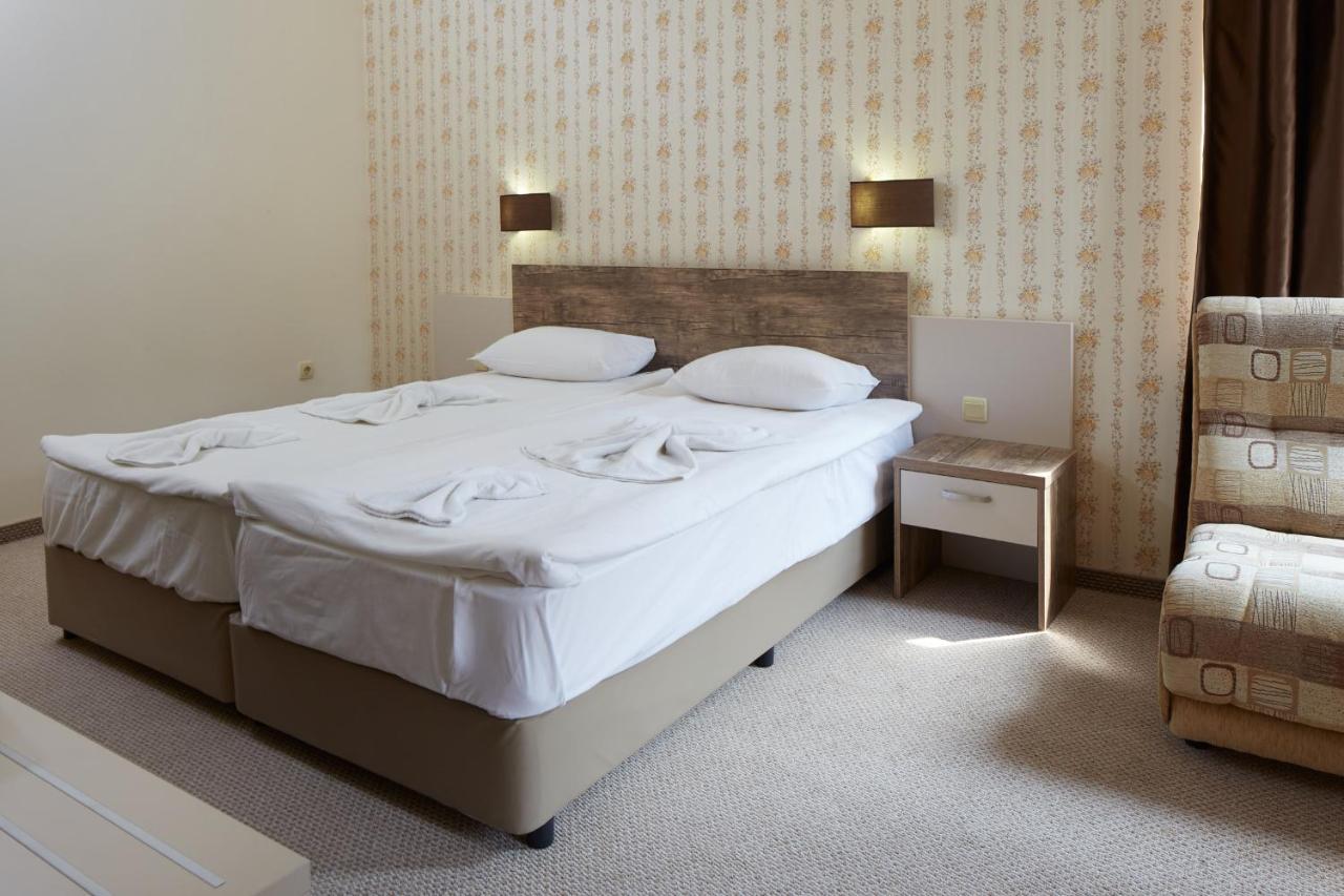 Hotel Lira Sunny Beach Buitenkant foto