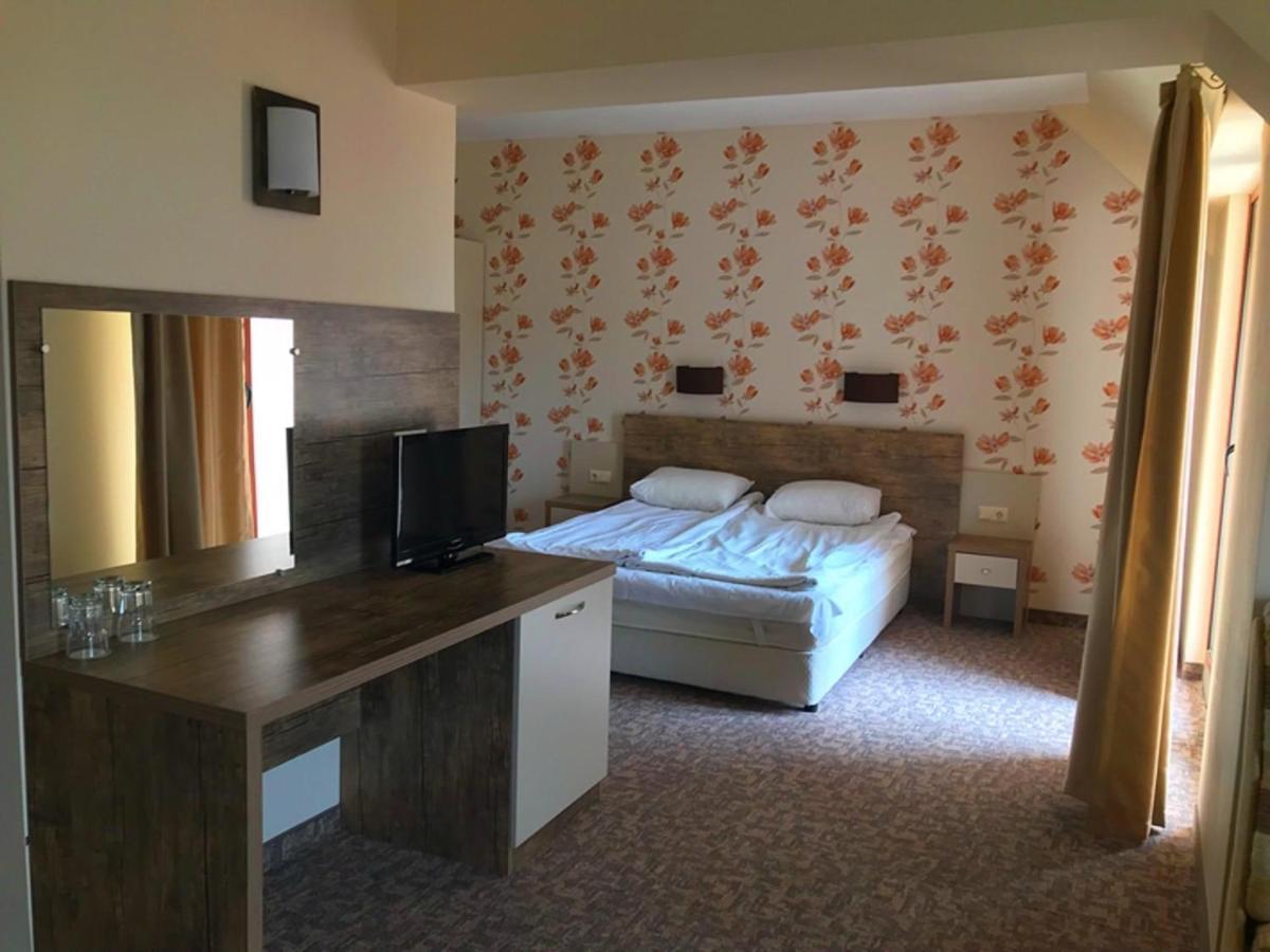 Hotel Lira Sunny Beach Buitenkant foto