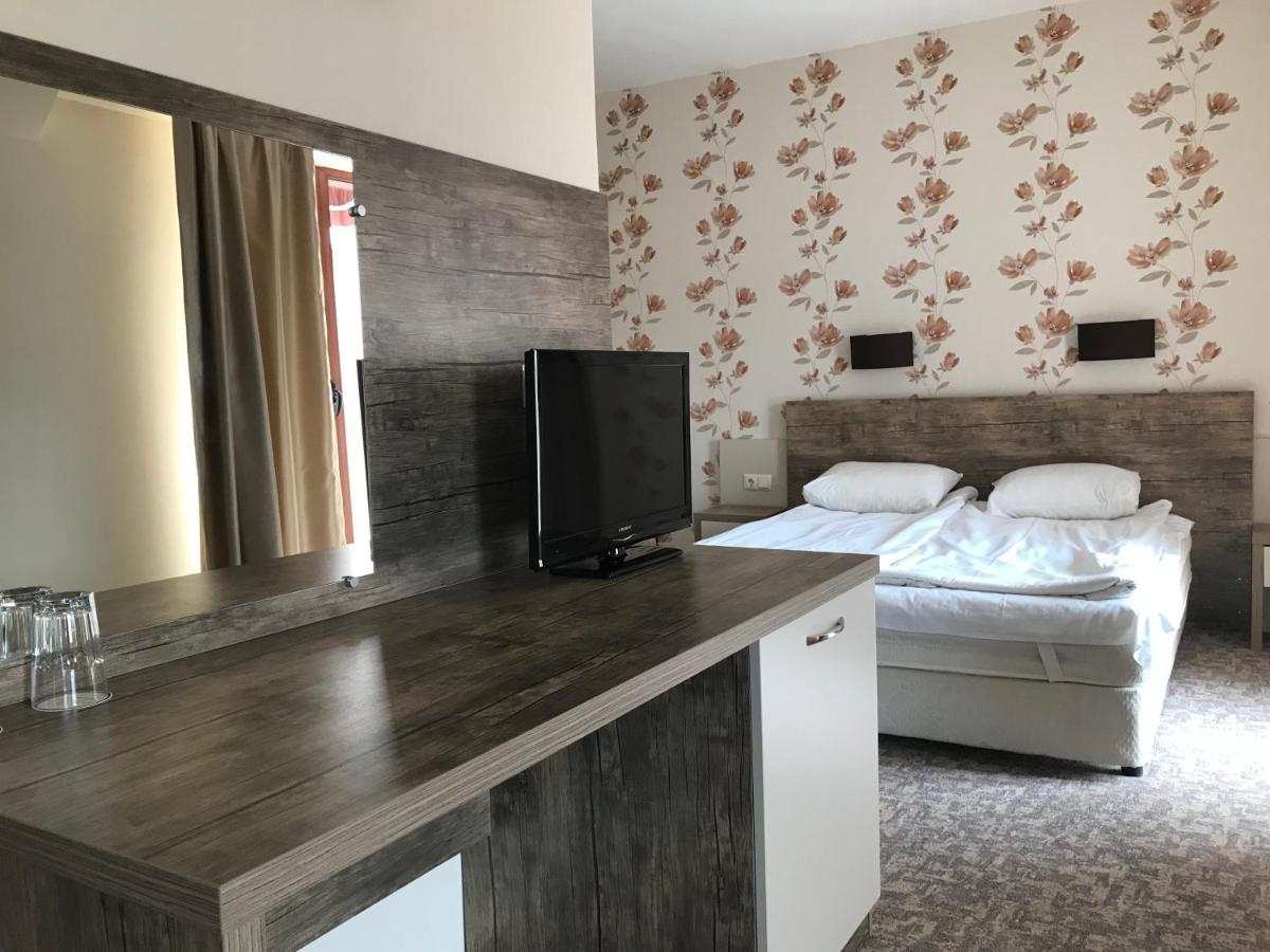 Hotel Lira Sunny Beach Buitenkant foto