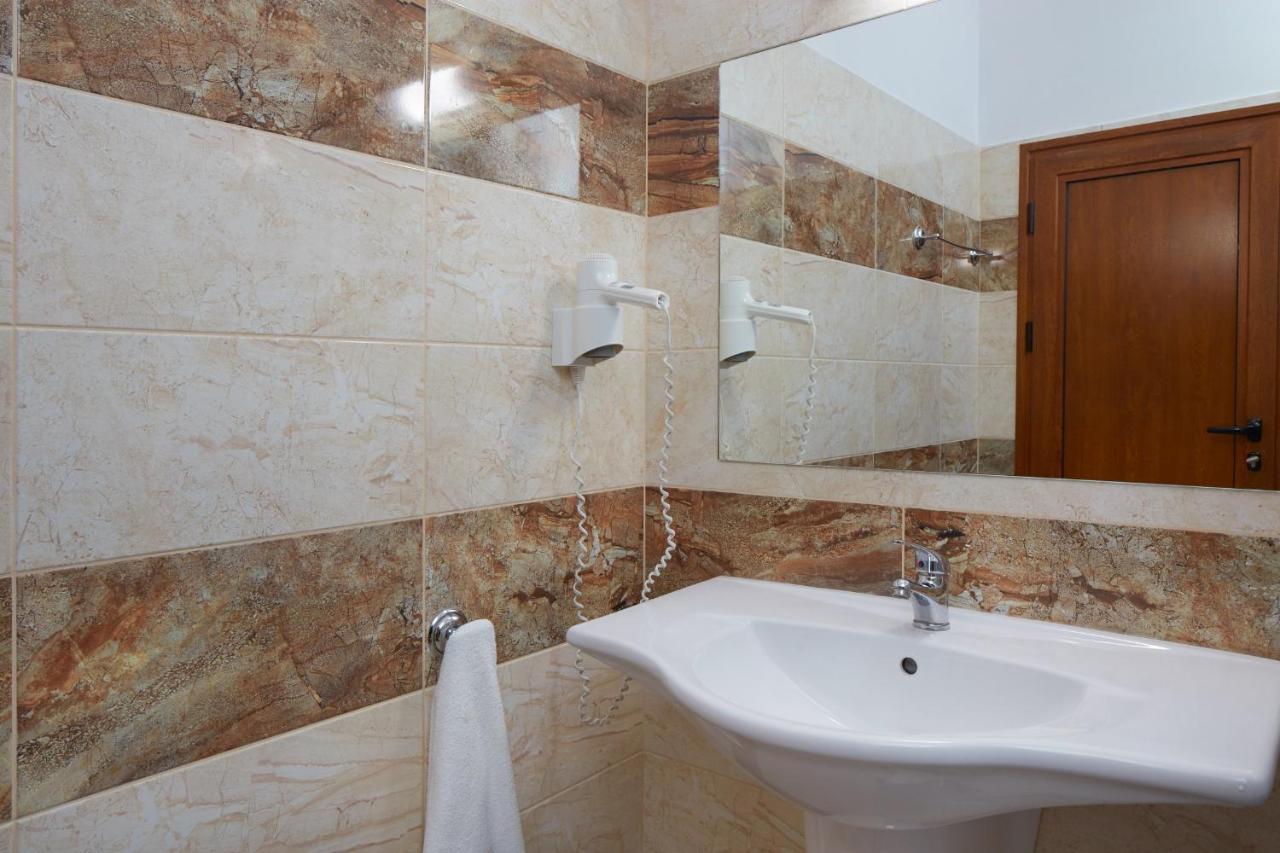 Hotel Lira Sunny Beach Buitenkant foto