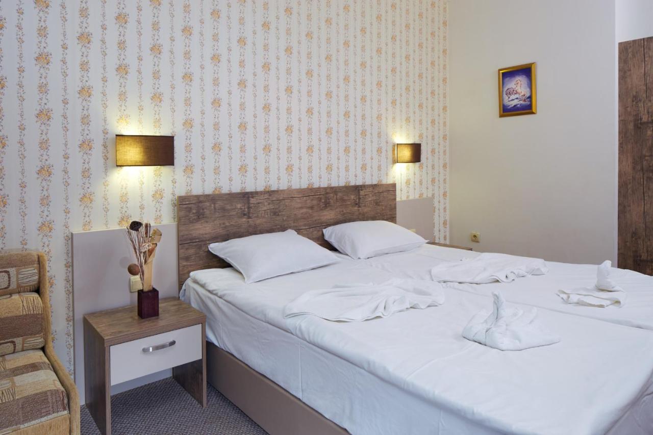 Hotel Lira Sunny Beach Buitenkant foto